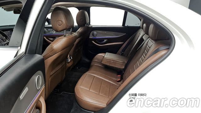 Mercedes-Benz E-класс W213 AMG Line, 2017 13