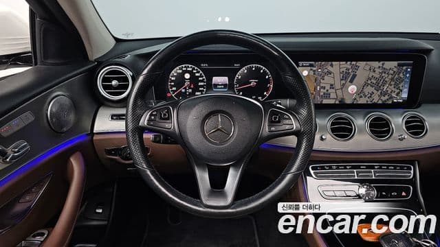 Mercedes-Benz E-класс W213 AMG Line, 2017 14
