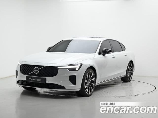Volvo S90 B5 Ultra Dark, 2026 1