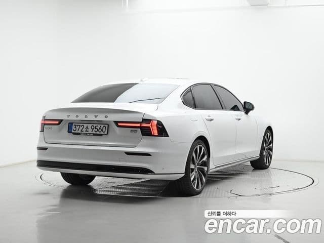 Volvo S90 B5 Ultra Dark, 2026 2