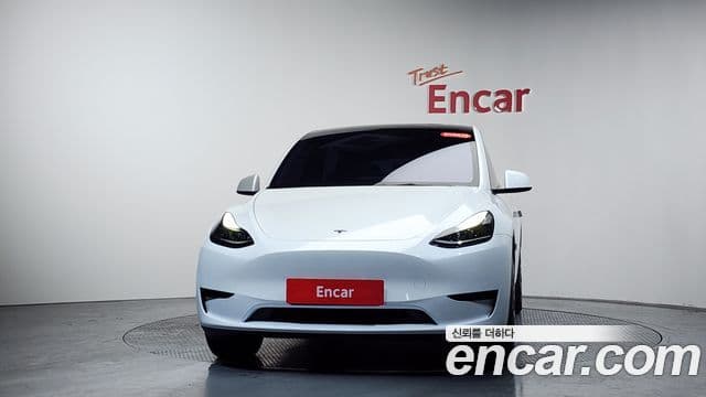 Tesla модель Y, 2025 3