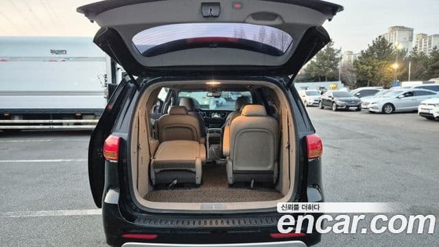 Kia All New Carnival Prestige, 2017 11
