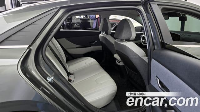 Hyundai Avante (CN7) Inspiration, 2023 12