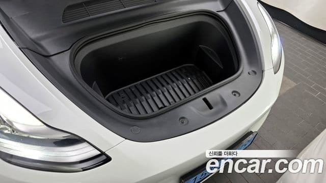 Tesla модель Y Long Range, 2022 6