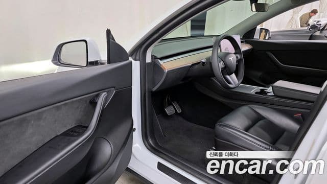 Tesla модель Y Long Range, 2022 10