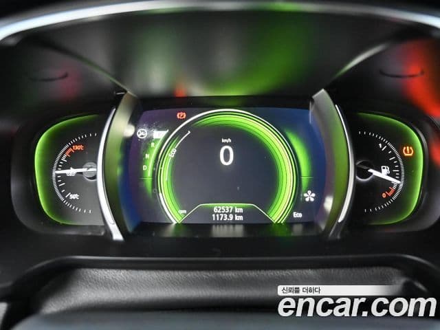 Renault Korea(Samsung) SM6 2.0 LPe RE (для людей с инвалидностью), 2017 8