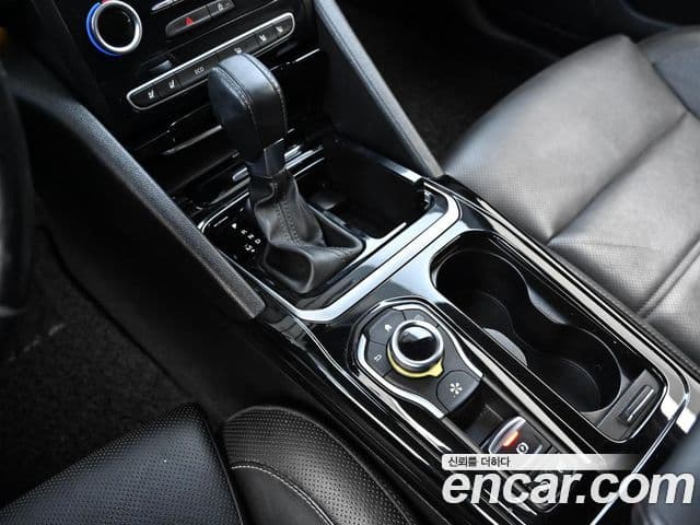 Renault Korea(Samsung) SM6 2.0 LPe RE (для людей с инвалидностью), 2017 9