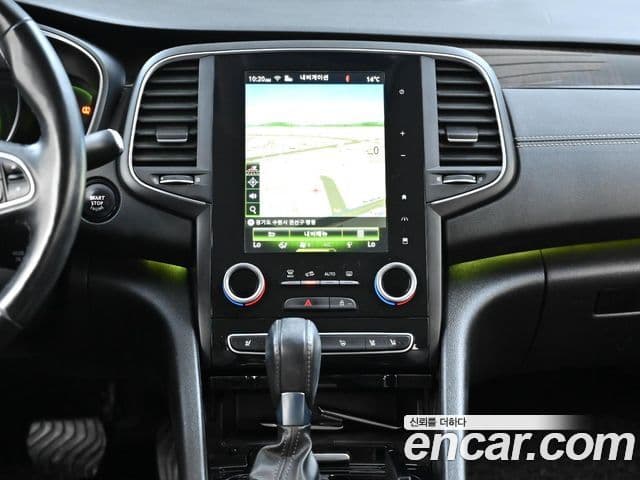 Renault Korea(Samsung) SM6 2.0 LPe RE (для людей с инвалидностью), 2017 14