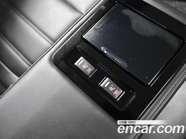 Renault Korea(Samsung) SM6 2.0 LPe RE (для людей с инвалидностью), 2017 16