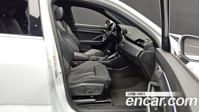 Audi Q3 (F3) 35 TDI Premium Sportback, 2020 11