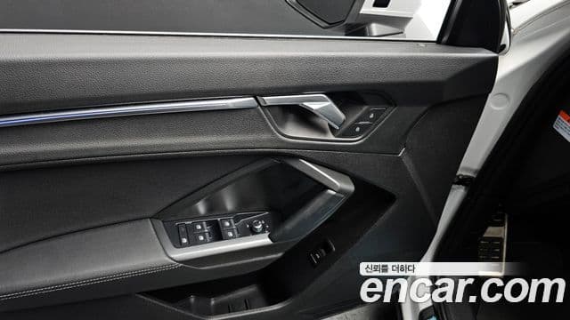 Audi Q3 (F3) 35 TDI Premium Sportback, 2020 17