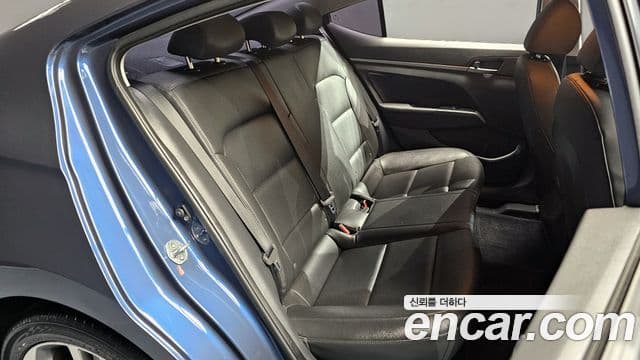 Hyundai Avante AD 1.6 GDI Value Plus, 2018 12