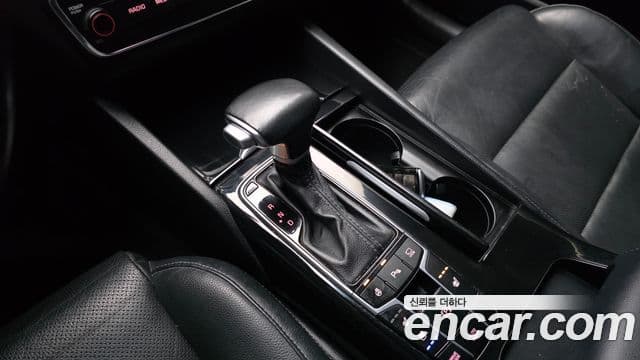 Kia All New K7 3.0 LPI Luxury (арендный автомобиль), 2018 9