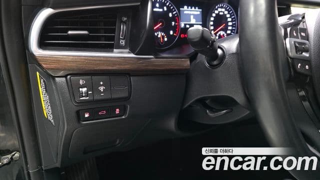 Kia All New K7 3.0 LPI Luxury (арендный автомобиль), 2018 17