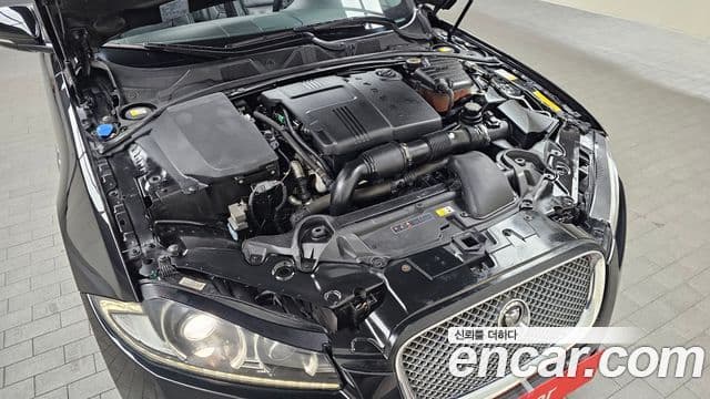 Jaguar New XF X250, 2012 6