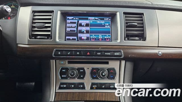 Jaguar New XF X250, 2012 16