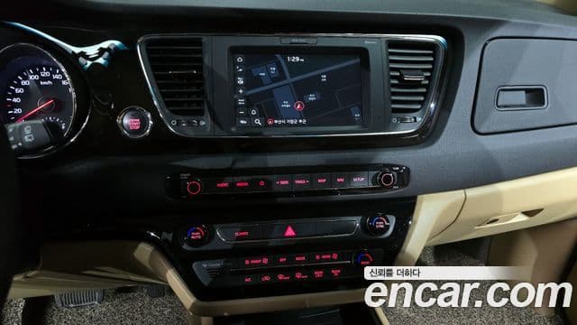 Kia The / новый New Carnival President, 2020 15