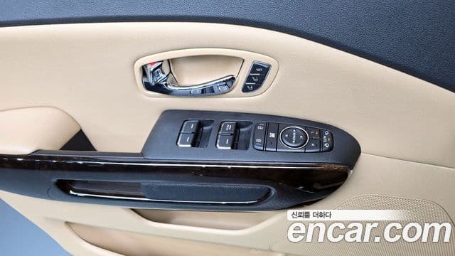 Kia The / новый New Carnival President, 2020 16