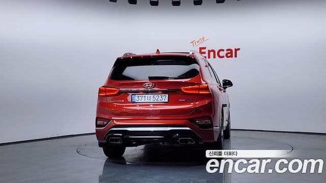 Hyundai Santa Fe TM Inspiration, 2019 4