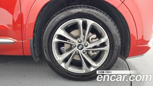 Hyundai Santa Fe TM Inspiration, 2019 все фото