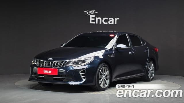 Kia K5 2세대 Signature, 2017 1