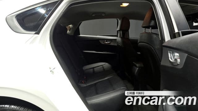 Kia The / новый New K3 2세대 Prestige, 2022 12