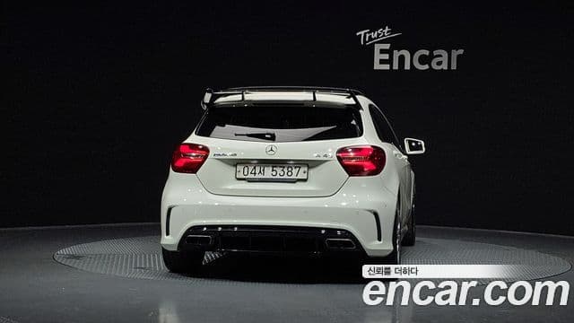 Mercedes-Benz A-класс W176 A45 AMG 4MATIC, 2018 4