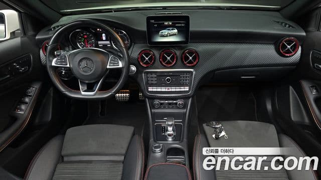 Mercedes-Benz A-класс W176 A45 AMG 4MATIC, 2018 7