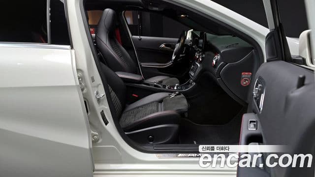 Mercedes-Benz A-класс W176 A45 AMG 4MATIC, 2018 11