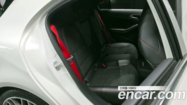 Mercedes-Benz A-класс W176 A45 AMG 4MATIC, 2018 12