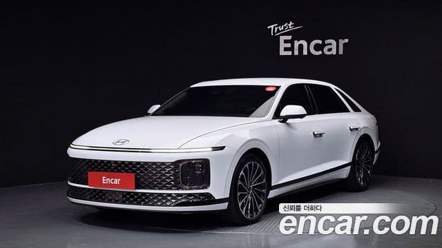 Hyundai Grandeur гибрид (GN7) Calligraphy, 2025 1