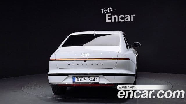 Hyundai Grandeur гибрид (GN7) Calligraphy, 2025 4