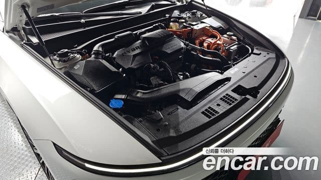 Hyundai Grandeur гибрид (GN7) Calligraphy, 2025 6