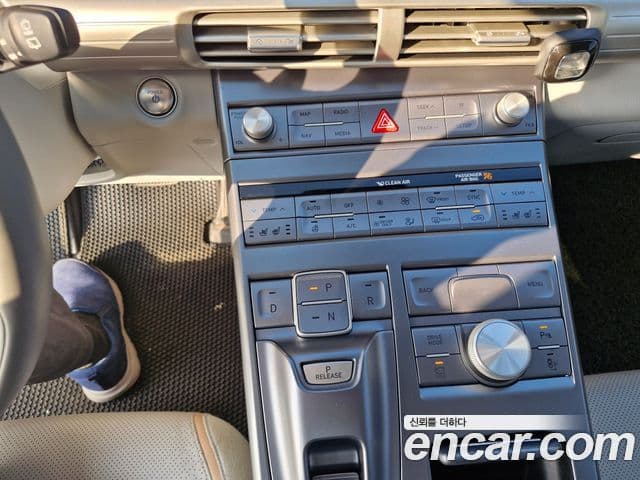 Hyundai NEXO Premium, 2021 11