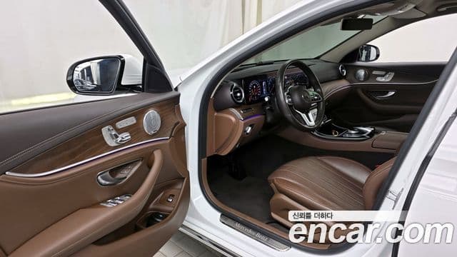 Mercedes-Benz E-класс W213 Exclusive, 2019 10
