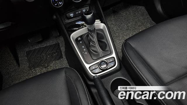 Hyundai Venue Premium, 2023 9