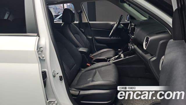 Hyundai Venue Premium, 2023 10