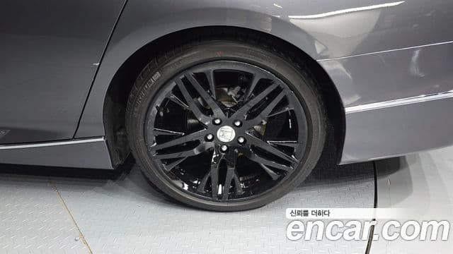 Honda Accord 10세대 2.0 гибрид Туринг (Touring), 2022 все фото