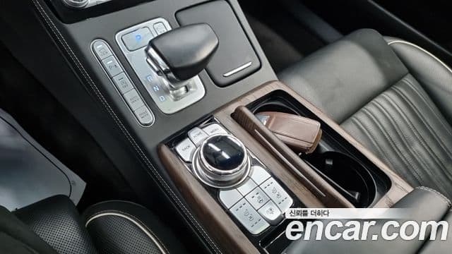 Genesis G90 Prestige, 2021 9