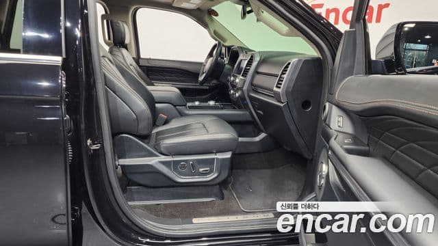 Ford 익스페디션 7인승, 2021 11