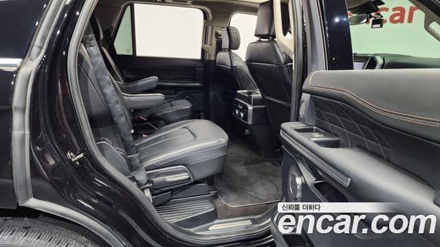 Ford 익스페디션 7인승, 2021 12