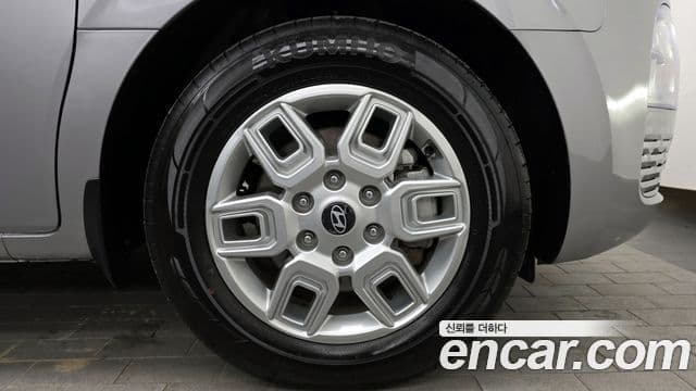 Hyundai Staria Modern, 2025 все фото