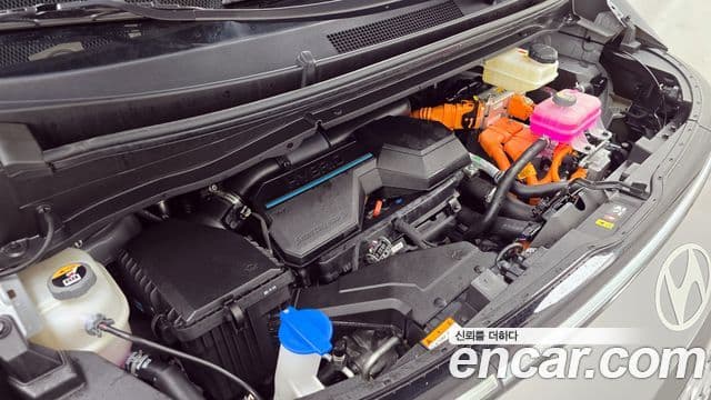 Hyundai Staria Modern, 2025 6