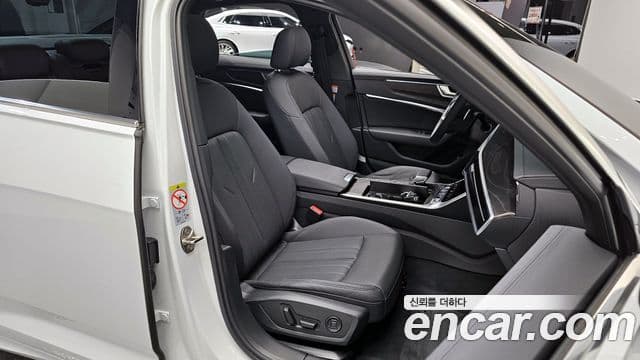 Audi A6 (C8) Premium, 2023 12