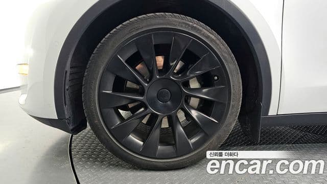 Tesla модель Y Long Range AWD, 2022 все фото