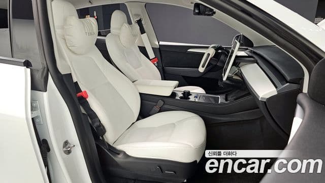 Tesla модель Y Long Range AWD, 2022 10