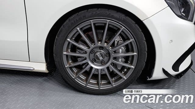 Mercedes-Benz A-класс W176 A45 AMG 4MATIC, 2016 все фото