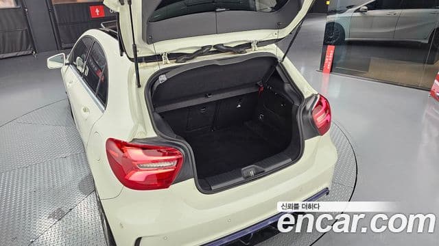 Mercedes-Benz A-класс W176 A45 AMG 4MATIC, 2016 20