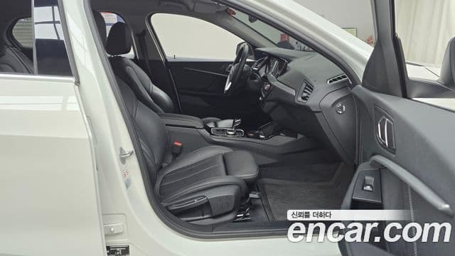 BMW 1시리즈 (F40) 120i Advantage, 2022 11