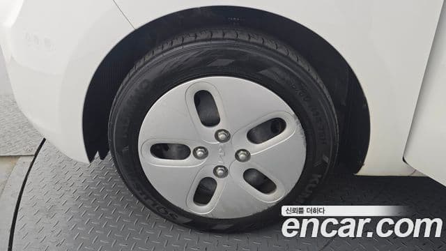 Kia The / новый New Ray Standard, 2022 все фото